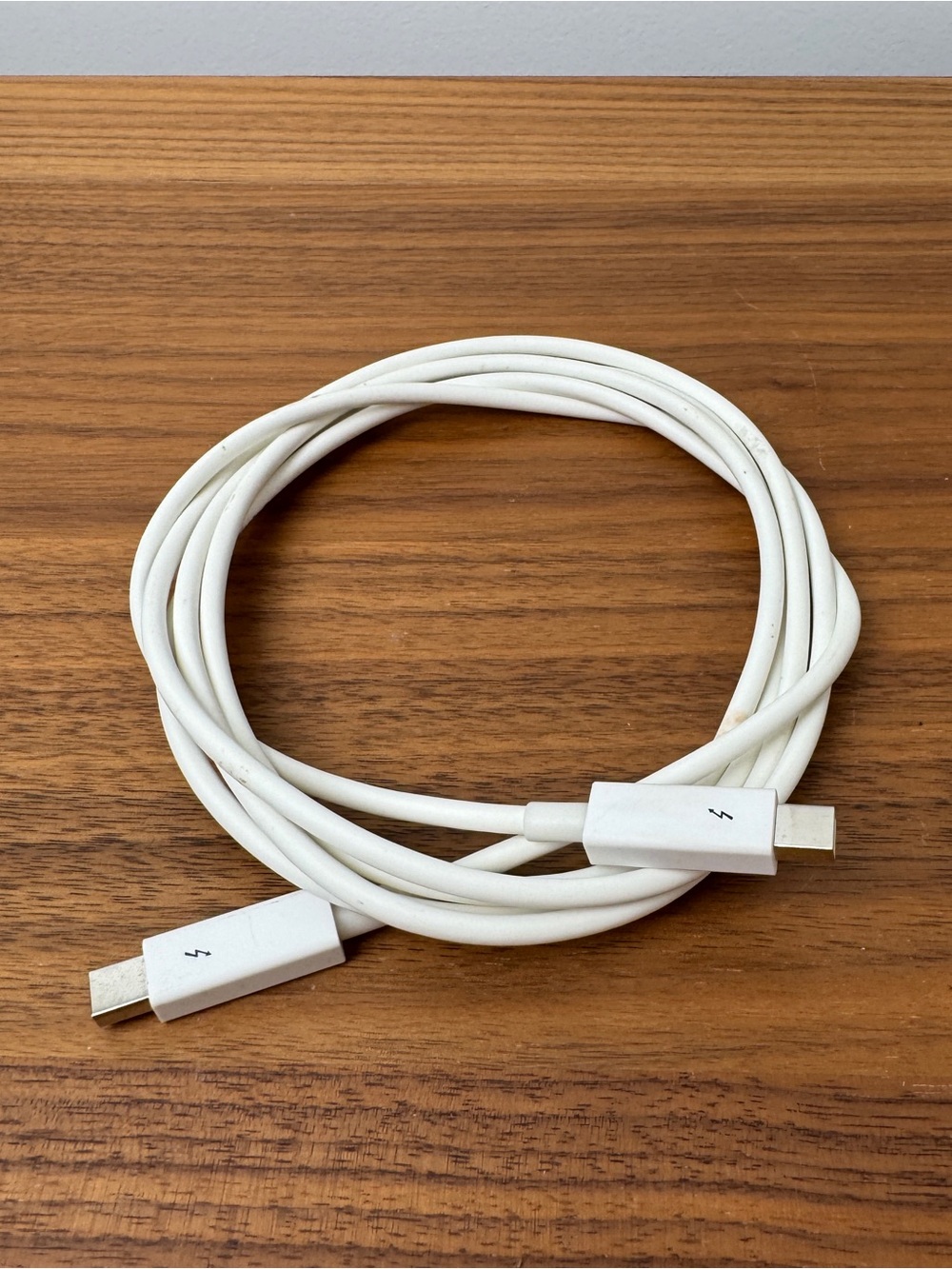 StarTech Thunderbolt 2 cable 6 feet (White)
